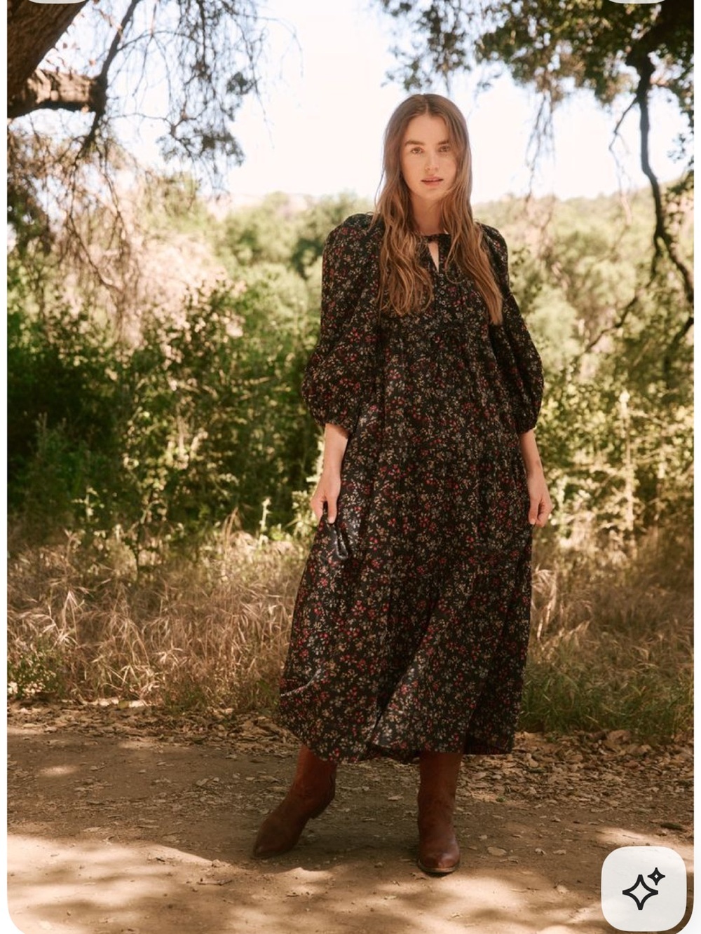 THE GREAT. The Bonnet Dress in Dark Blue Floral Corduroy